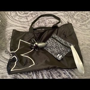 Under Armour Gym Tote Large, GREAT CONDITION